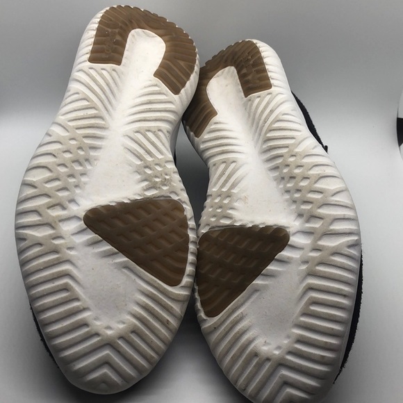 Adidas - Picture 2 of 2